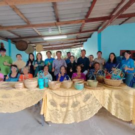 คัดเลือกเกษตรกร บุคคลทางการเกษตร และสถาบันเกษตรกรดีเด่นระดับจังหวัดประจำปี 2567 กลุ่มแม่บ้านเกษตรกรบ้านดอนสว่างผลิตภัณฑ์