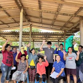 ติดตามและตรวจสอบการดำเนินกิจการของกลุ่มเกษตรกรผู้ปลูกข้าวโพดฝักอ่อนบ้านท่าพลับ ที่ยื่นขอจดทะเบียนวิสาหกิจชุมชน
