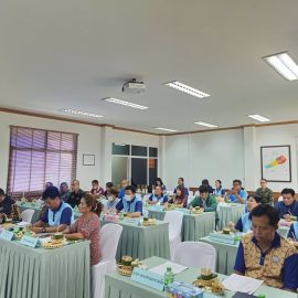 ประชุมหัวหน้าส่วนราชการ หัวหน้าหน่วยงานรัฐวิสาหกิจ ผู้บริหารองค์กรปกครองส่วนท้องถิ่น ผู้บริหารสถานศึกษา ประธานชมรมกำนันผู้ใหญ่บ้าน ครั้งที่ 5/2568 ณ ห้องประชุมองค์การบริหารส่วนตำบลหนองไผ่
