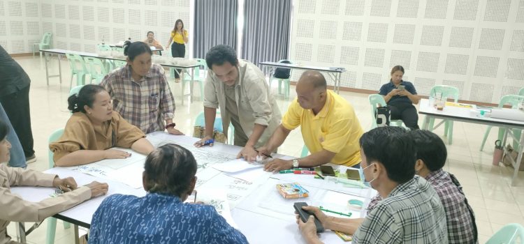 เกษตรสังขละบุรีเข้าอบรมหลักสูตรพัฒนาเกษตรกรให้เป็นหมอพืชชุมชน